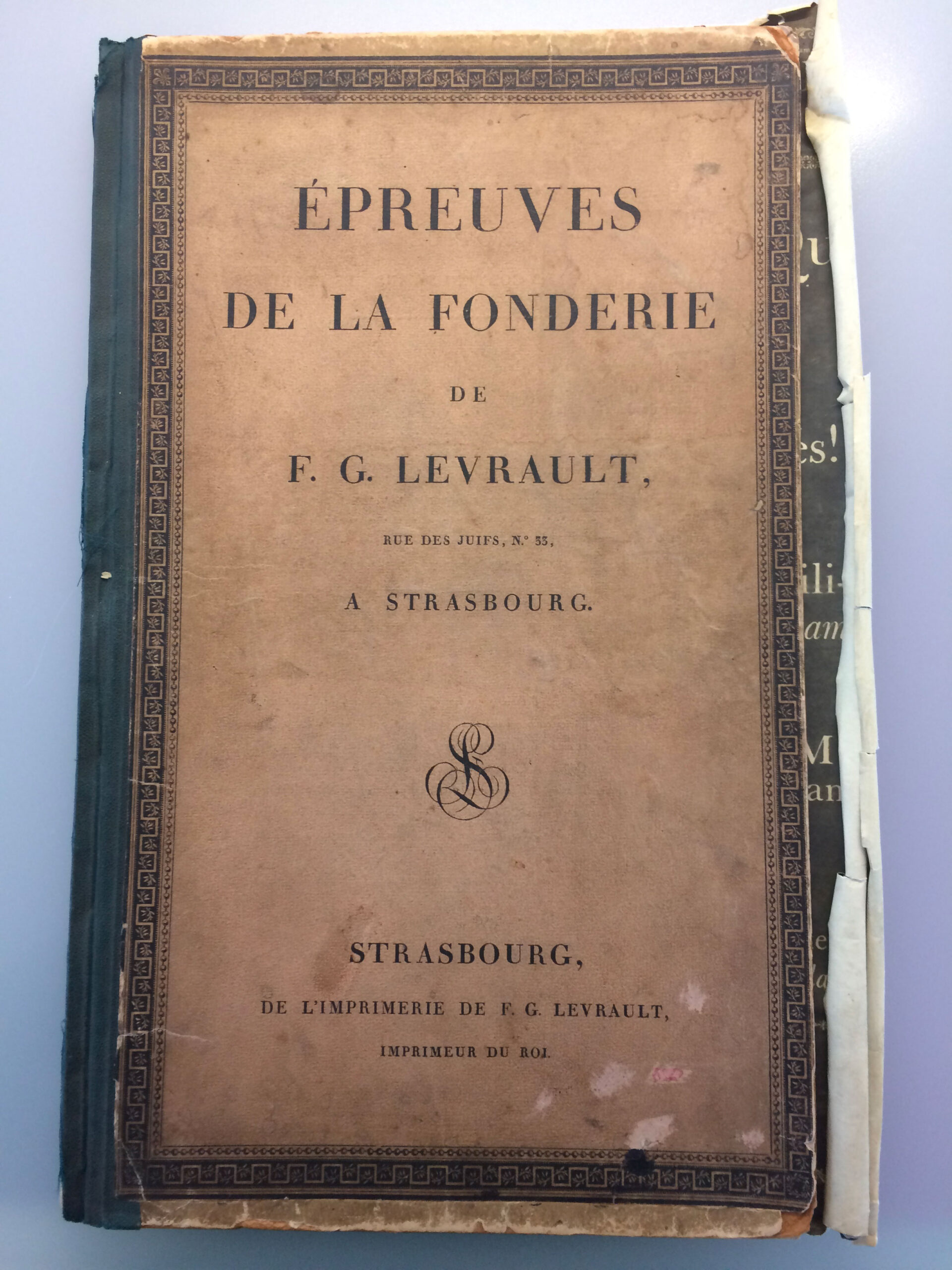 Baskervville:古典衬线英文字体免费下载