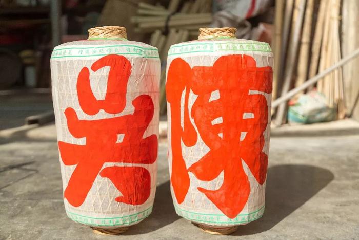 传世经典 重现光辉 ｜潮汕油纸灯笼 字体勾勒乡愁
